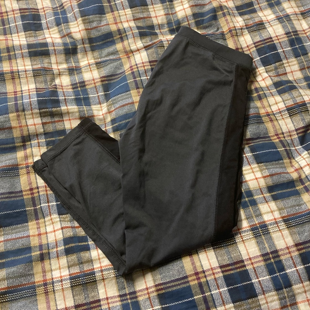 CK cropped workout leggings